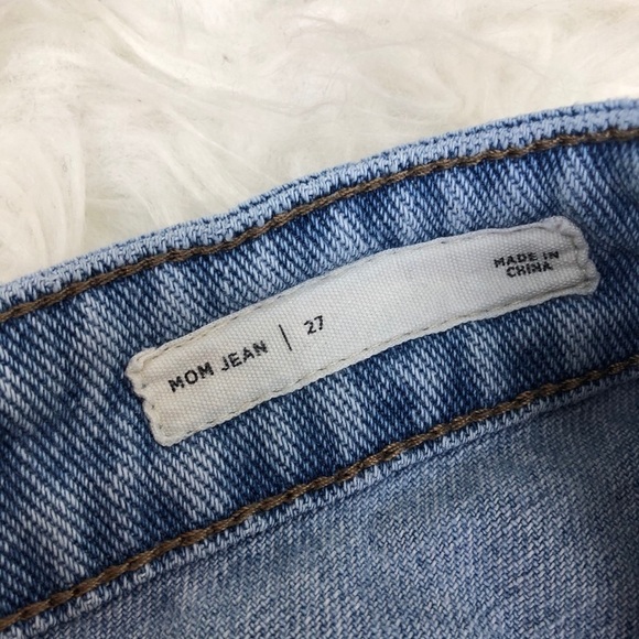 PACSUN- Light wash hi-rise Mom Jeans size: 27 - Picture 5 of 12